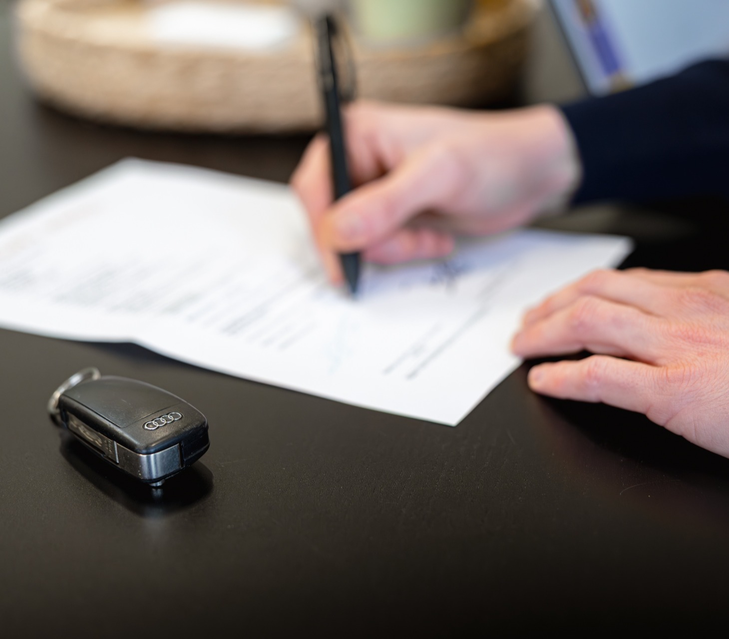 Common Image dinesten_images_1766982743.jpg FINANCIERING/LEASE | Happy Wheels Automotive