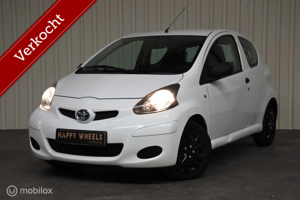 Toyota Aygo I 1.0-12V Access I CARPLAY! I NAP I Onderhouden 55894001-0.jpg | Happy Wheels Automotive